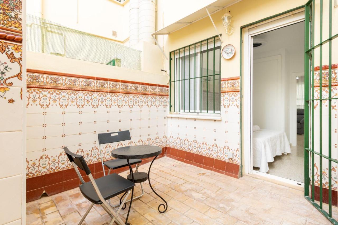 Bordador Central Courtyard By Valcambre Sevilla Buitenkant foto